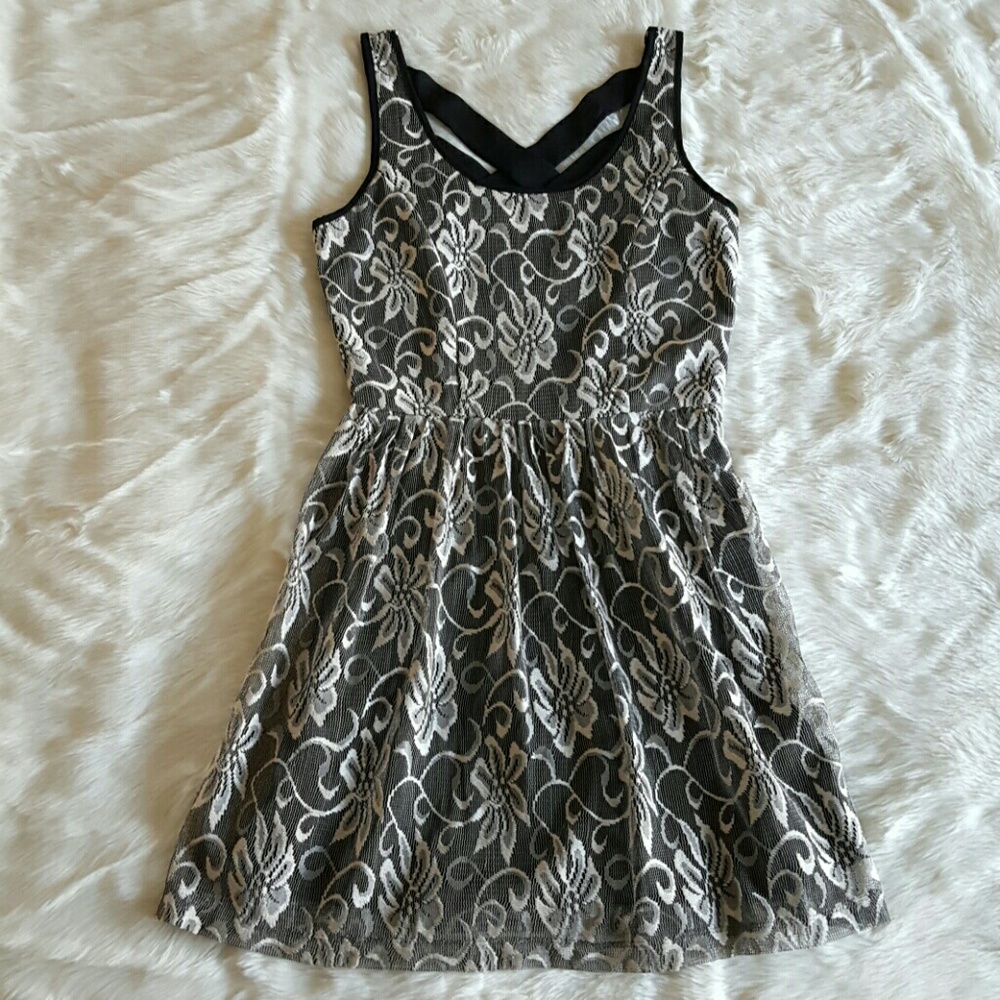Socialite Floral Mesh Design Black Slip Dress EUC